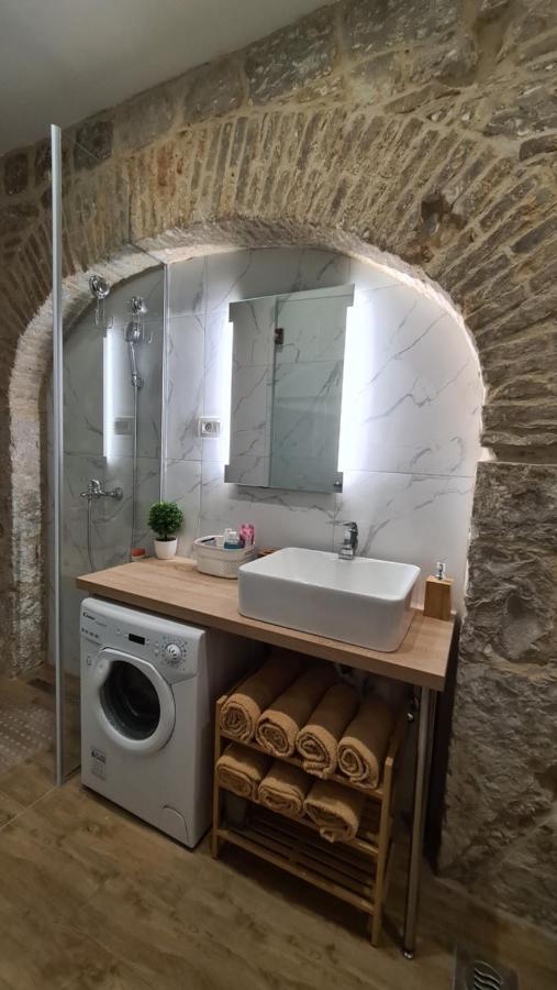 Tales Of Split - 100 Meters From The Seafront Apartamento Exterior foto