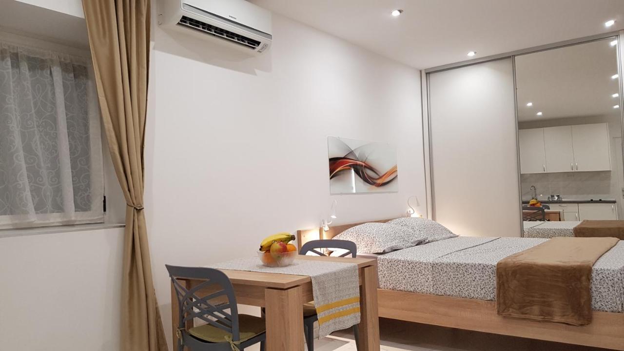 Tales Of Split - 100 Meters From The Seafront Apartamento Exterior foto